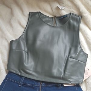 Kirious faux leather green crop top size L juniors